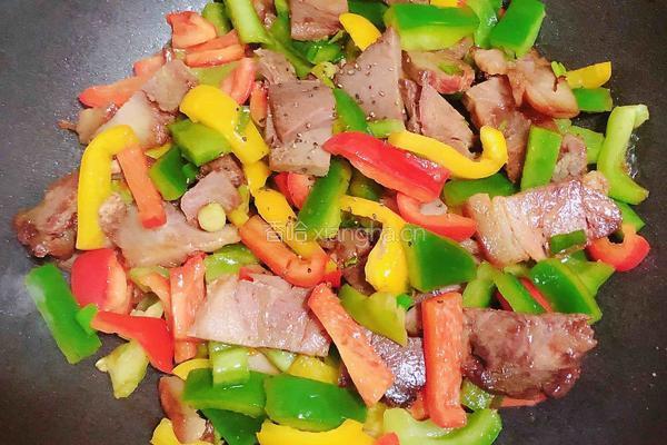 彩椒肘花肉炒饭（5分钟快手炒饭）的做法图解10