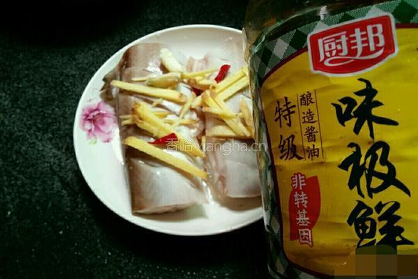 椒盐清蒸鱼的做法图解4