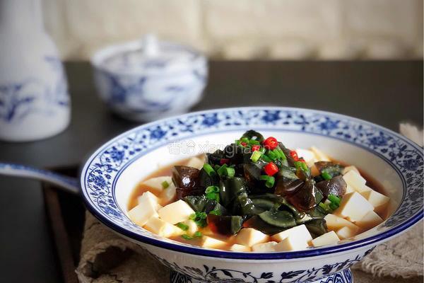 皮蛋豆腐的做法图解7