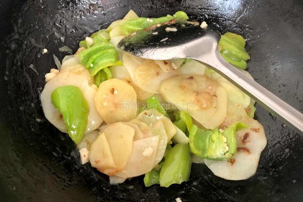 尖椒土豆片的做法图解5
