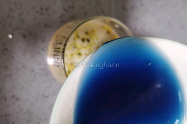 养乐多百香果星空杯的做法图解8