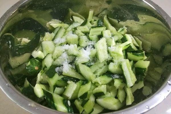 拍黄瓜的做法图解4