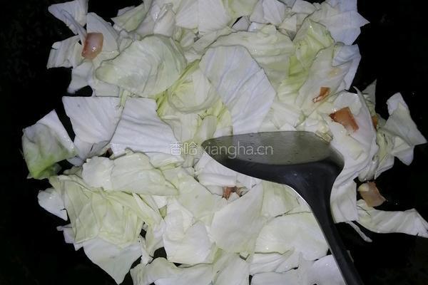 蒜香手撕包菜的做法图解5