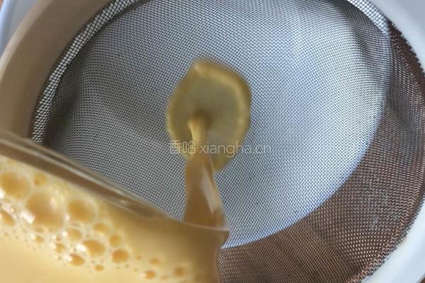 焦糖鸡蛋布丁的做法图解4