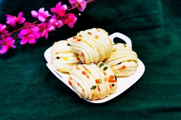 红椒火腿肠花卷的做法图解23
