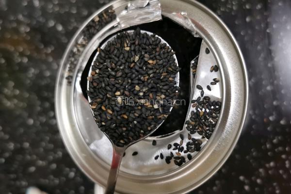 黑芝麻花卷的做法图解4