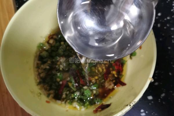 凉拌鸡胸肉的做法图解18