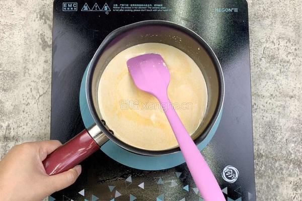 火爆网络的梦龙脆皮雪糕的做法图解3