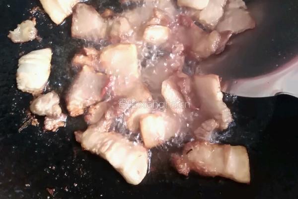 白菜五花肉炖豆腐粉条的做法图解3