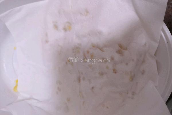 金黄玉米烙的做法图解3