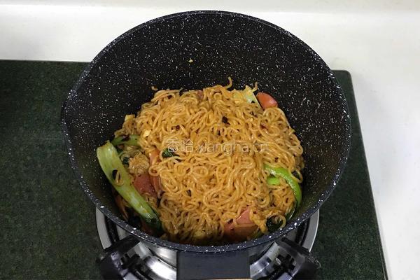 老干妈炒泡面的做法图解8