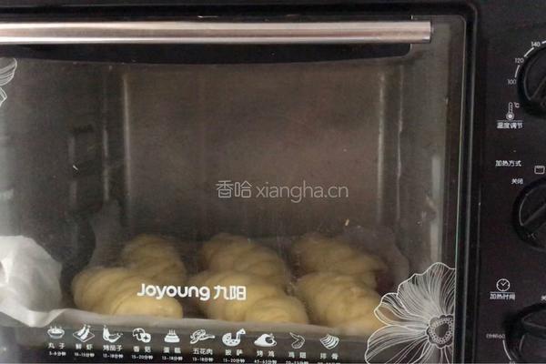 牛肉肠面包卷的做法图解12