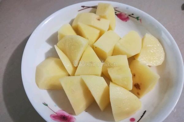 香菇闷鸡的做法图解3