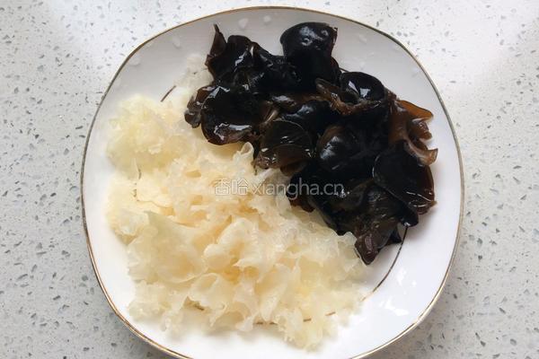 双耳炒西蓝花的做法图解5