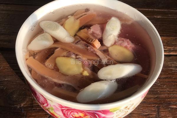 脊骨鱿鱼汤的做法图解7