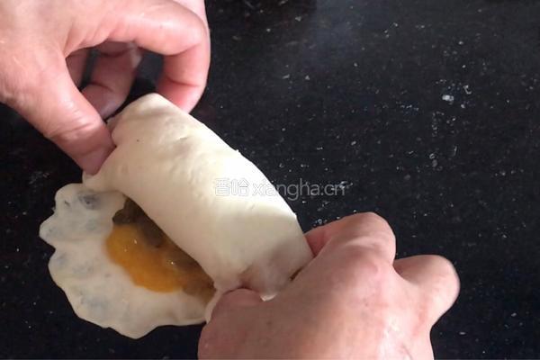 芒果酱葡萄干面包的做法图解10