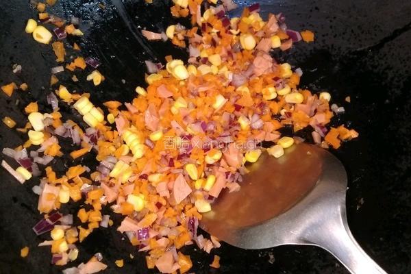 金针芝士牛焗饭的做法图解4