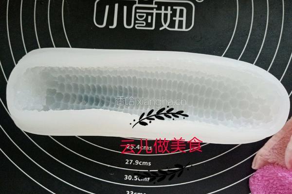 仿真玉米慕斯蛋糕的做法图解11