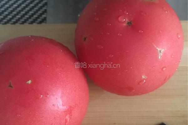 西红柿炒鸡蛋的做法图解1