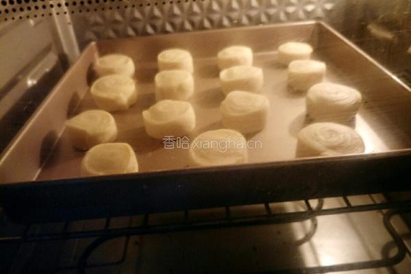 烤出来的口感 蛋香小馒头的做法图解11