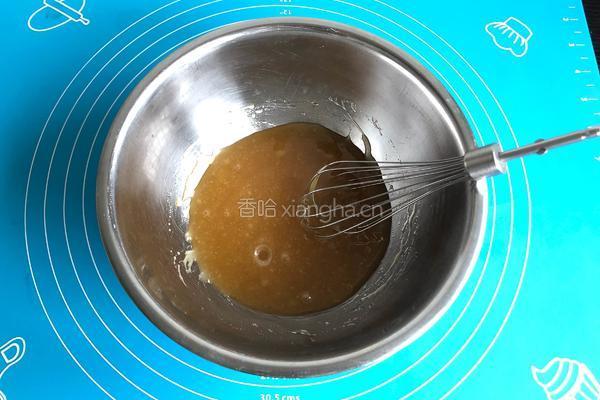 蛋黄月饼（螃蟹造型）的做法图解3