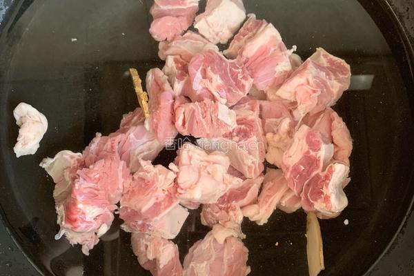 番茄土豆炖牛腩的做法图解4