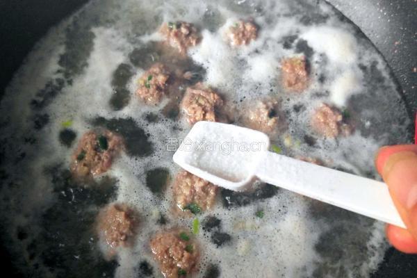 木耳菜肉丸汤的做法图解13