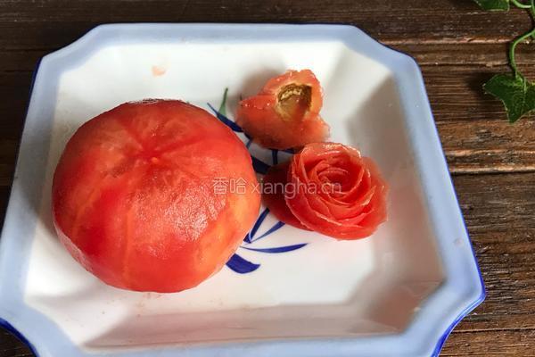 番茄烧土豆的做法图解1