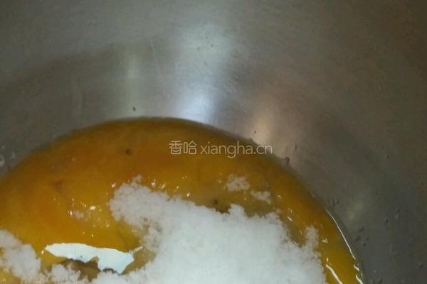 金枕蛋糕的做法图解1