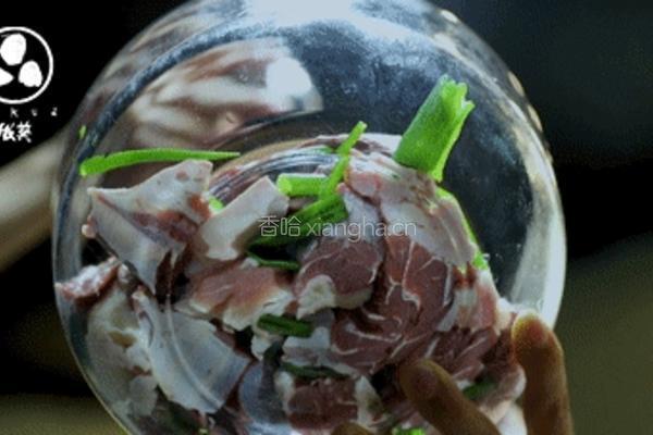 海参牛肉炖土豆的做法图解2