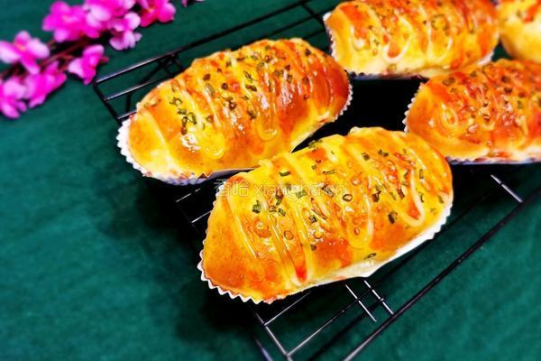 香葱芝士面包的做法图解23