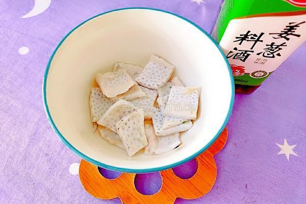 猪皮番茄汤的做法图解3