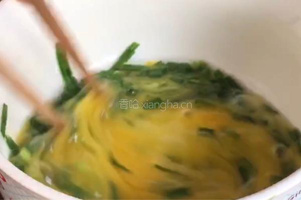 火腿丝瓜炒鸡蛋的做法图解3