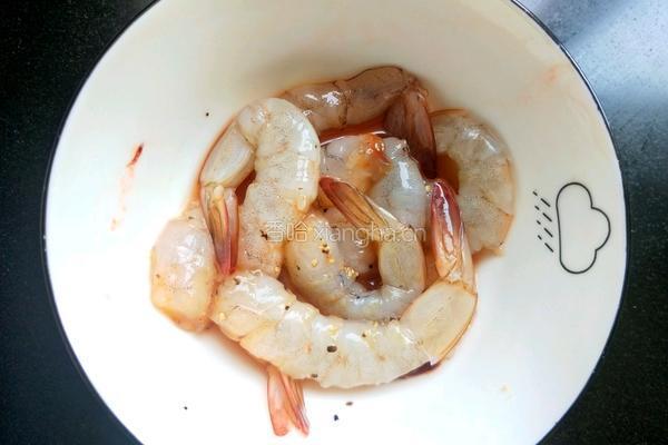 茄汁虾仁菌菇汤的做法图解7