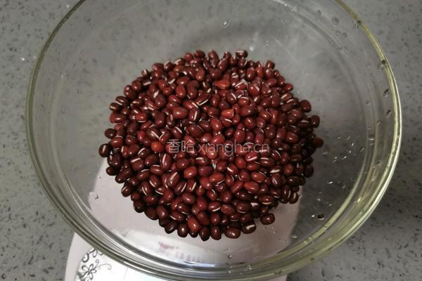 红豆沙的做法图解1