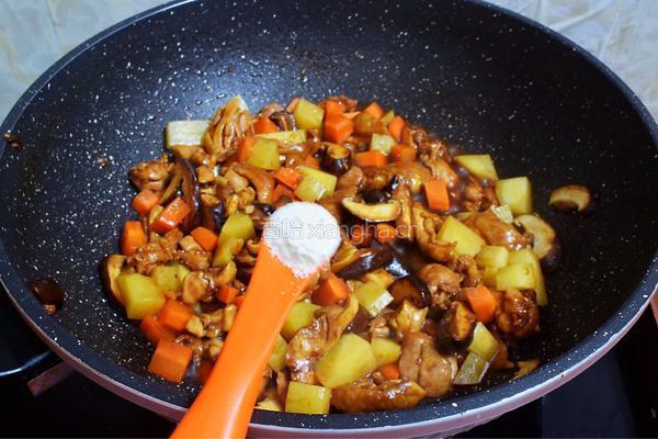 香菇鸡腿焖饭的做法图解8