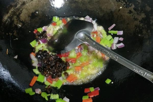 啤酒闷罗非的做法图解4