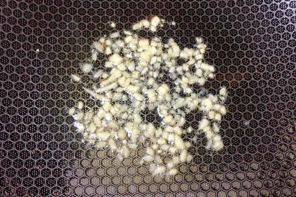 洋葱炒牛肉的做法图解2