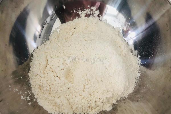 韭菜鸡蛋水饺的做法图解1