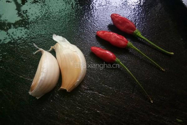 酸辣通心菜帮的做法图解2