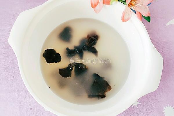 山药炒木耳的做法图解3
