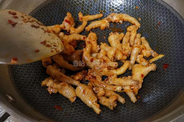 红烧鸡爪的做法图解9
