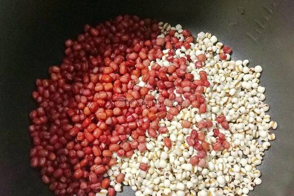 红豆薏米粥丨健脾祛湿的做法图解3
