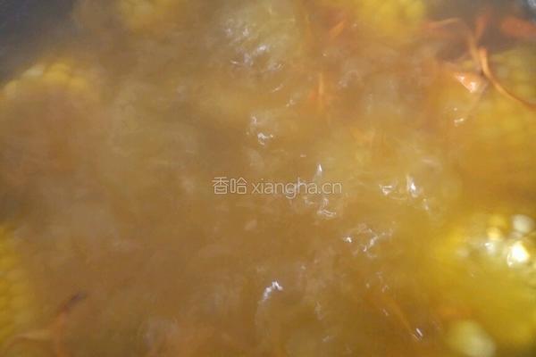 虫草花炖排骨玉米汤的做法图解4
