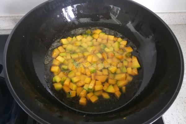 南瓜酱炒饭的做法图解8
