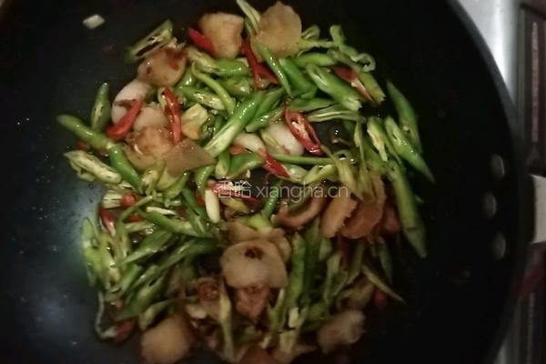 尖椒回锅肉的做法图解4
