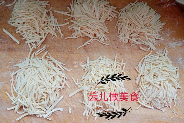 宝宝辅食玉米小面条的做法图解11