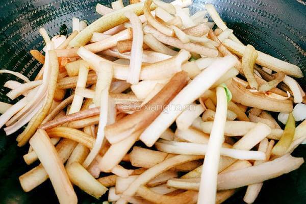 红豆角炒蒲菜的做法图解12