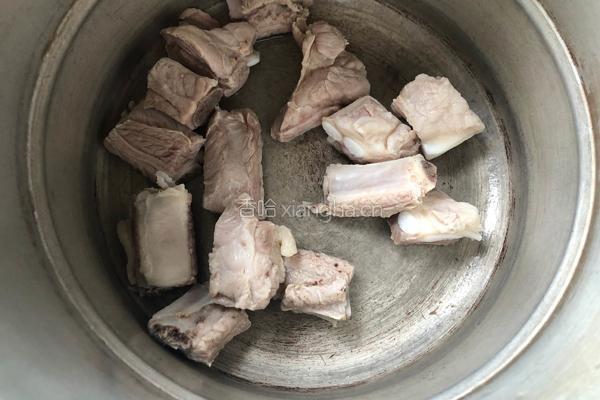 黄豆莲藕排骨汤的做法图解6