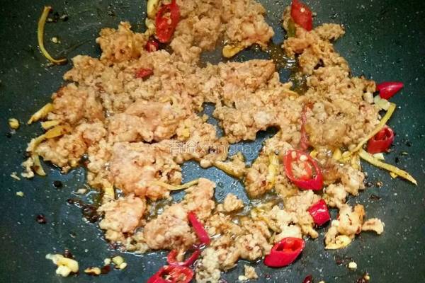 红烧肉沫豆腐的做法图解4